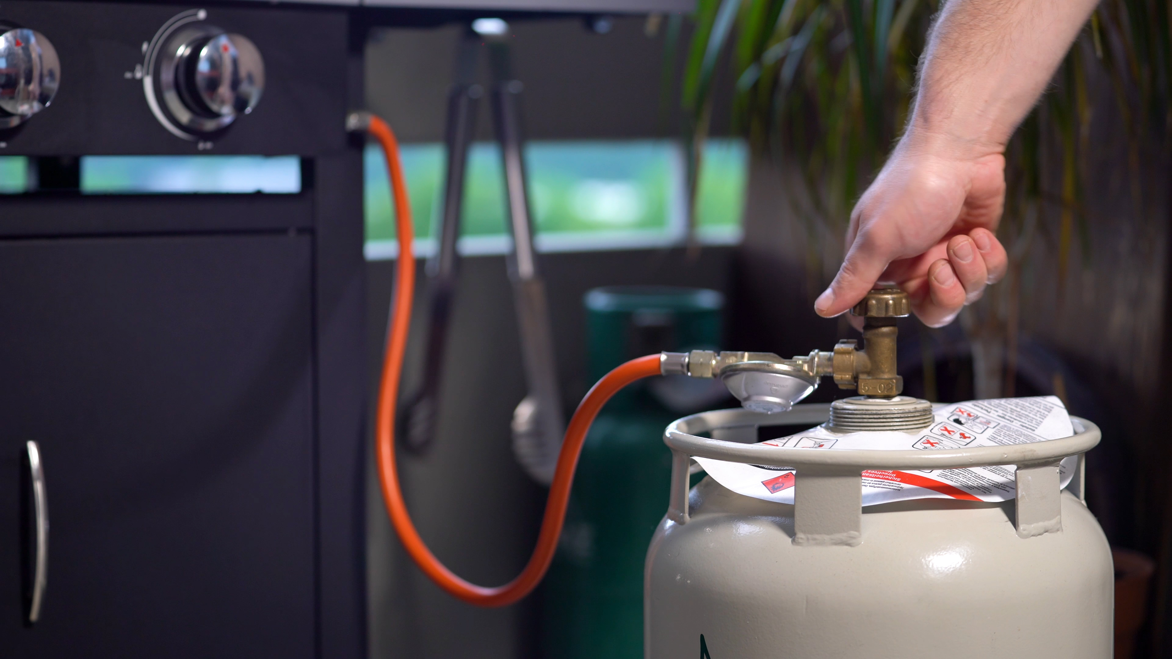 Sian-LPG-Valve-instalado-a-cilindro